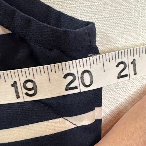 J. CREW Down Puffer Vest Size M Stripes Nautical Coastal Cabinlife Sporty Preppy - Picture 10 of 10